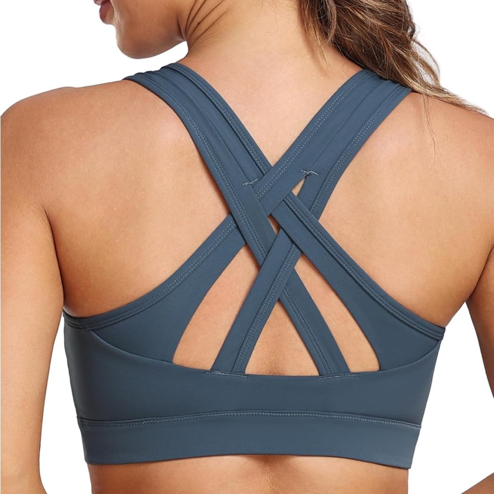 New Lovrobes sports bra with‎ built in pads. Size Medium - Picture 7 of 7
